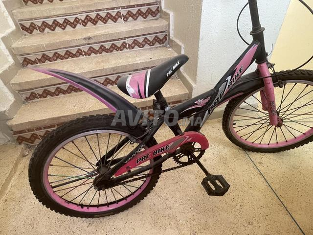 Vélo de taille moyenne neuf - 2