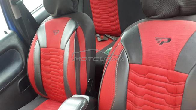 bonjour je met ma voiture 206 a vendre