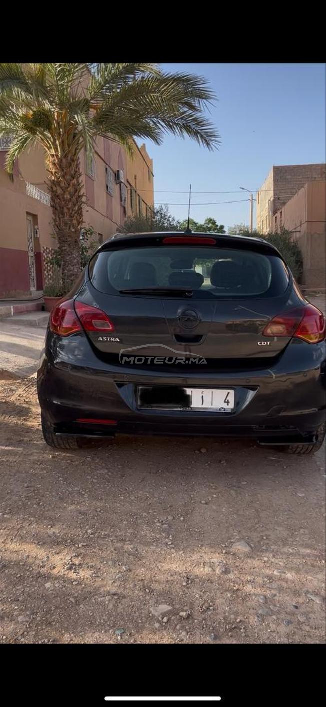 Opel Astra J Cosmo phase Il modèle 2012