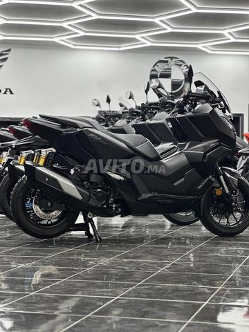 HONDA ADV 350 Gris Iridium 2026 PACK PREMIUM