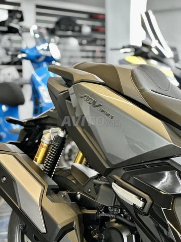 HONDA ADV 350 Gris Iridium 2026 PACK PREMIUM