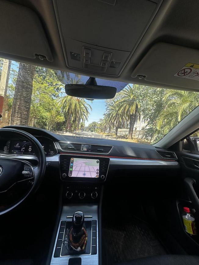 Skoda Superb Diesel Automatique 2021 à Casablanca