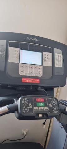 جهاز مشي لايف فيتنس - 2