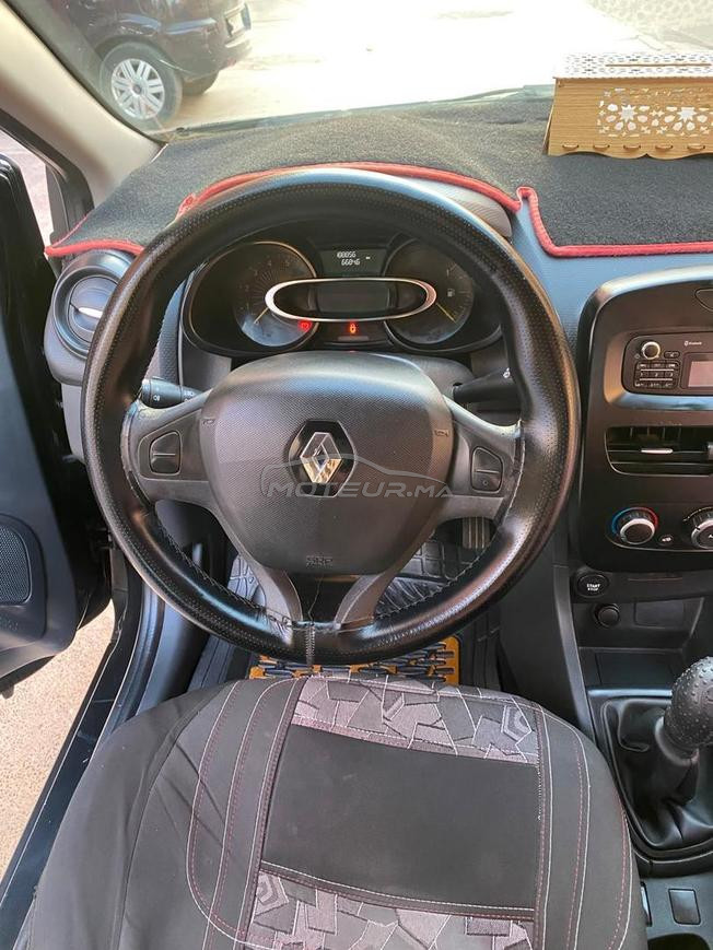 Renault Clio modèle 2015 en très bon état 