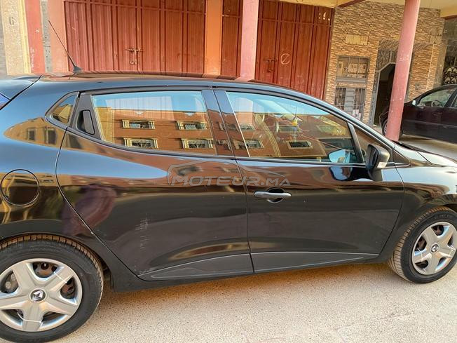 Renault Clio modèle 2015 en très bon état 