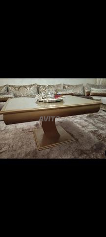طاولة صالون بحالة ممتازة موديل توب - 2