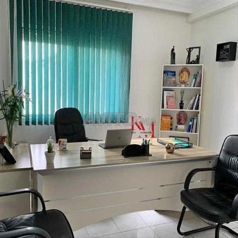 BUREAUX & TABLES DE RÉUNION - 2