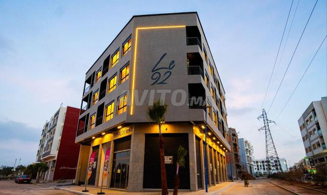 Rare à Bouskoura Magnifique Magasin Neuf de 63 m²