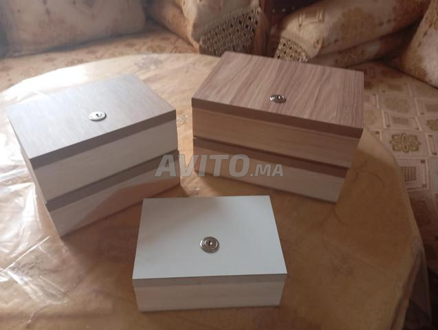 Boîtes à vendre - 2