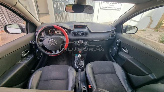 renault clio 3 essence 2011
