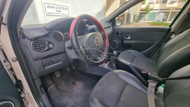 renault clio 3 essence 2011