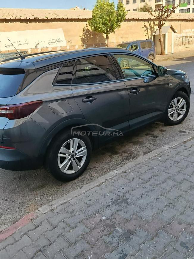 belle voiture Opel grandLand x à vendre 