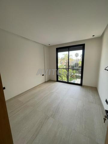 Appartement à louer à Oasis vide neuf - 2