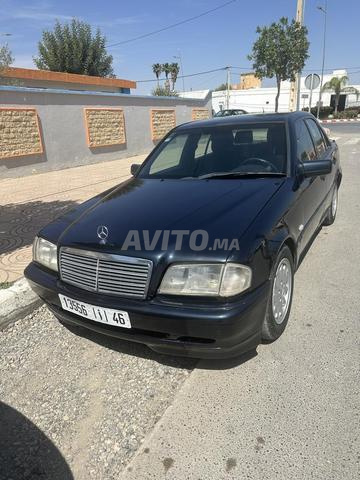 Mercedes 220 diesel mod 98 douane 2010 - 2
