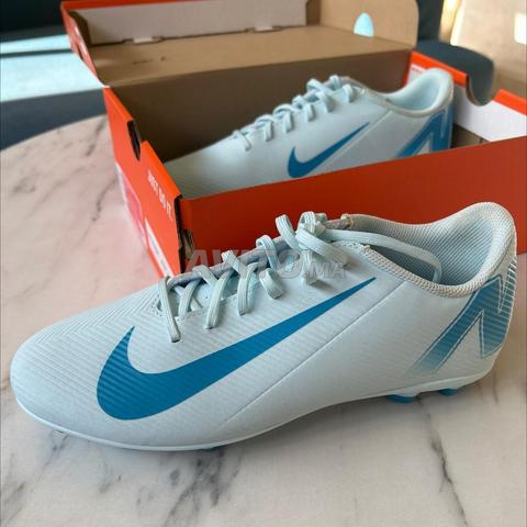 Crampons Nike Mercurial Vapor 16 Club Taille 42,5 - 2
