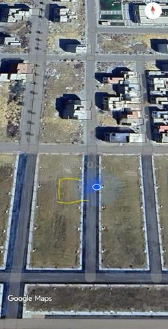 Je mets en vente mon terrain R2 114 m² commercial - 2