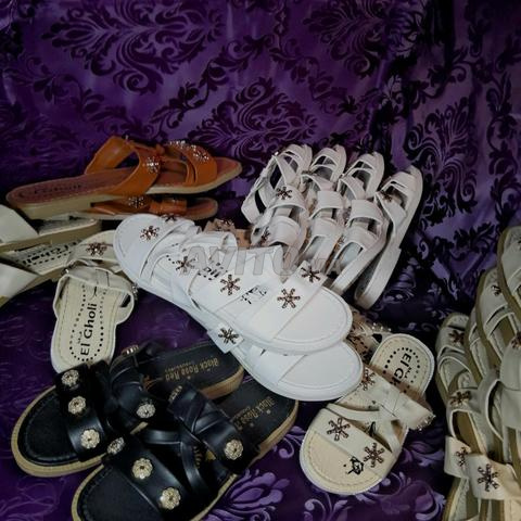 Sandales élégantes pour femmes à vendre - 2