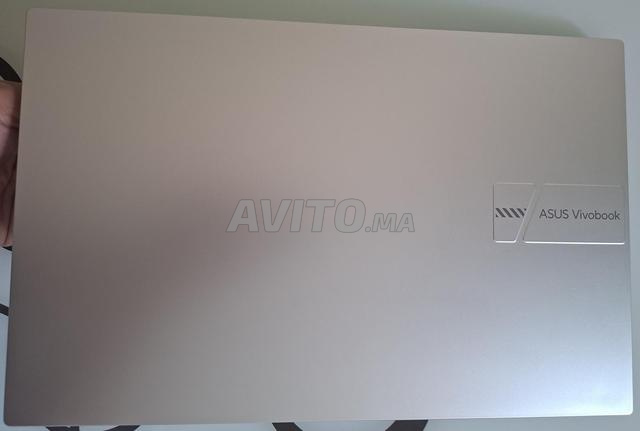 حاسوب ASUS Vivobook 15 (مستخدم شهر واحد فقط) - 2