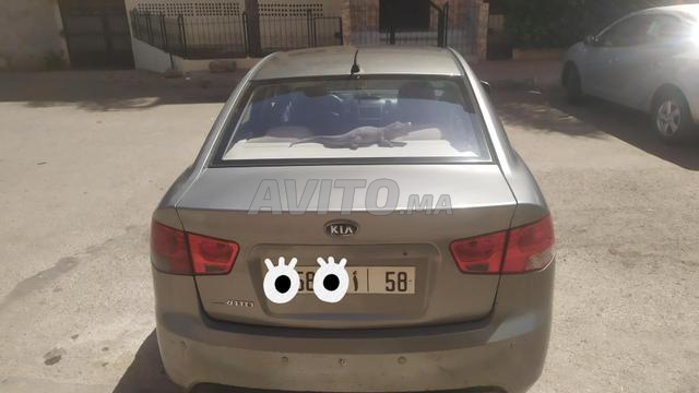 Kia Cerato 2010 - 2