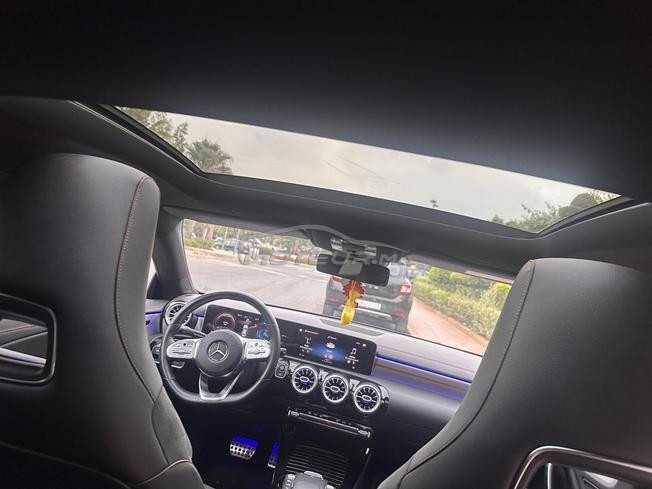 Mercedes-Benz 220 Diesel Automatique 2020 à Agadir