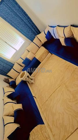Salon à vendre avec rideaux et 2 cendriers - 2