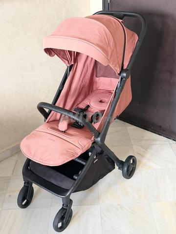 Poussette compacte ZUMMI comme neuve - 2