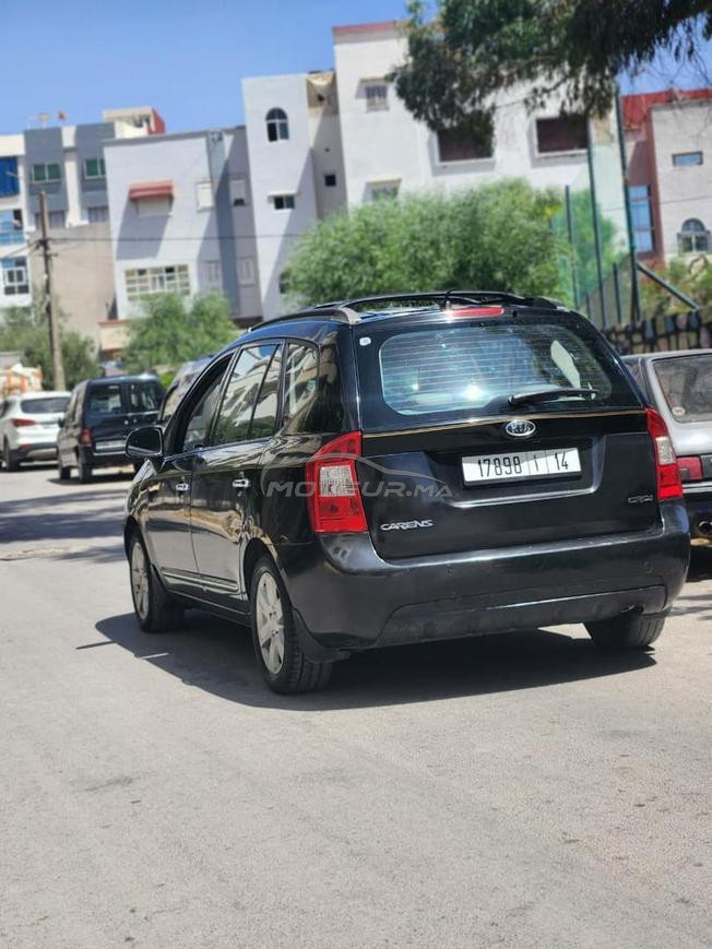 kia Carens 