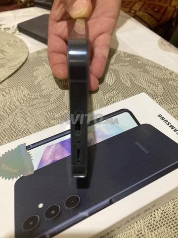 Samsung Galaxy A55 5G neuf avec boîte. - 2