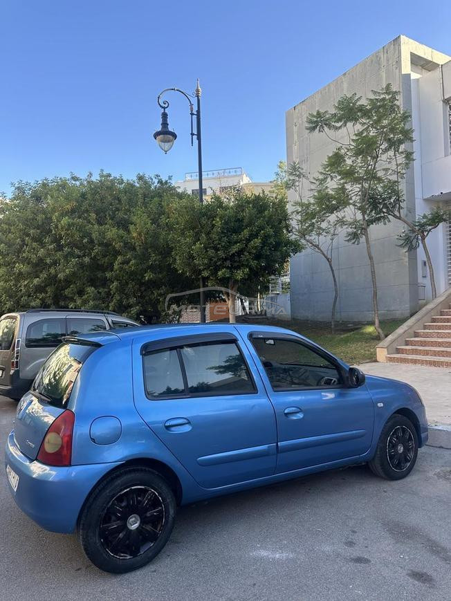Clio compus 2 en bon état 