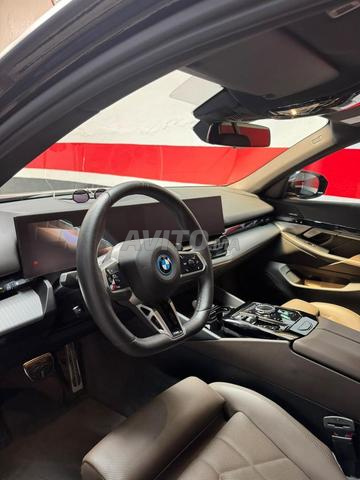 BMW 550E 2024 photo 3