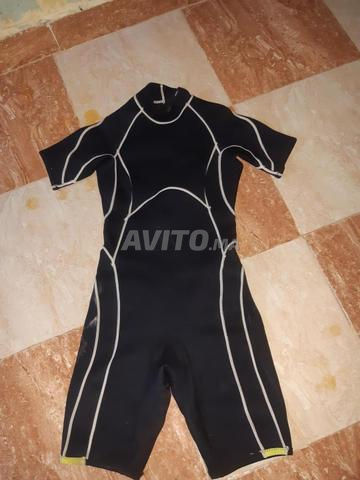 ملابس سباحة جديدة