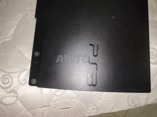 PS4 jamais réparée, jamais utilisée, 1 manette - 2