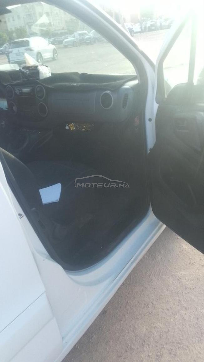 Peugeot Partner Diesel Manuelle 2019 à Casablanca