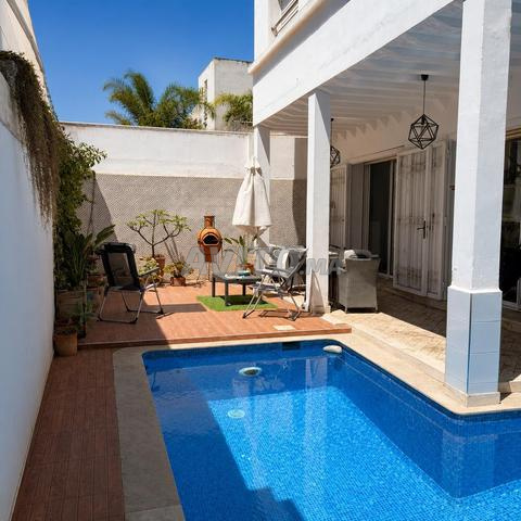 Villa moderne 300 m² à louer – France Ville - 2
