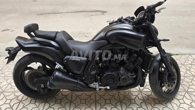 Yamaha Vmax 1700 FULL BLACK