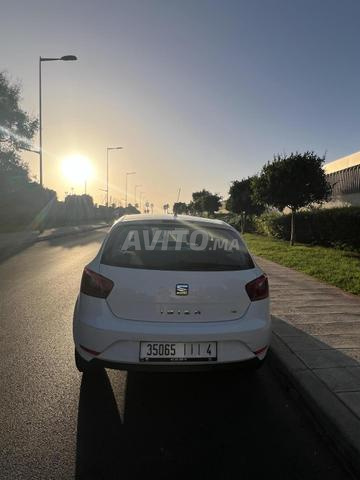 Seat Ibiza Diesel Manuelle 2014 à Rabat - 2