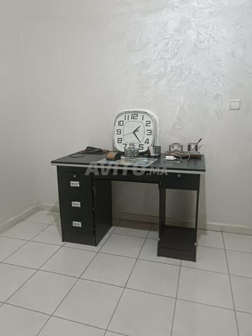Bureau très bon état - 2