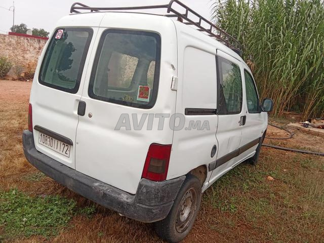 PEUGEOT PARTNER 06, FOURGONNETTE VÉTRÉE - 2