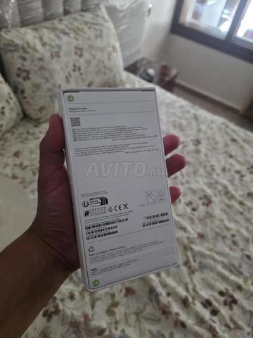 iPhone 17 Pro Max Bleu 256GB Neuf - 2