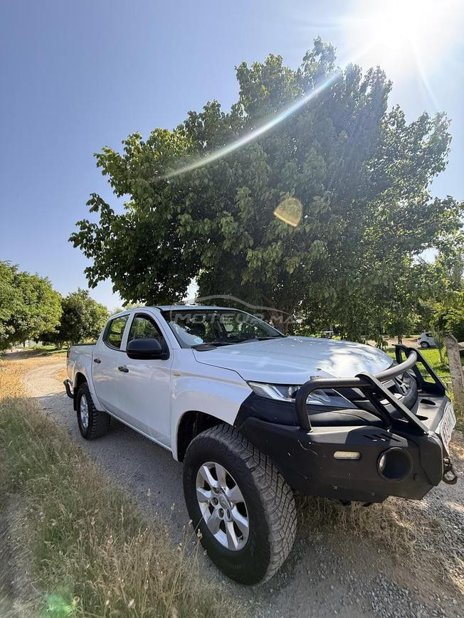 l200 très bon état 