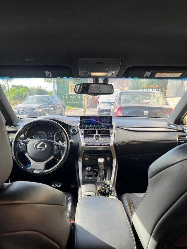 Lexus NX Hybride Automatique 2019 à Casablanca