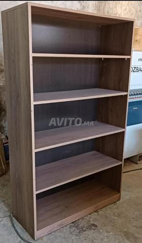 Rayonnage avec fond et parois en stock - 2