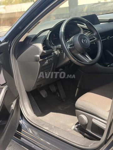 Mazda 3 Modèle 2022 essence à Rabat