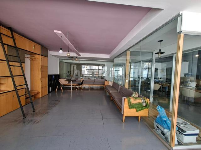 PLATEAU DE BUREAU À VENDRE – 147 m² AVEC PARKING - 2
