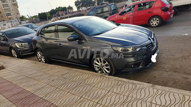 Renault Megane Diesel Manuelle 2017 à El Jadida - 2