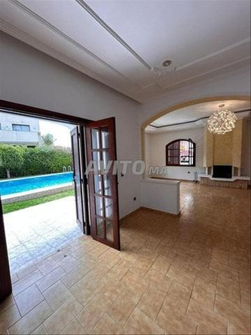 Villa de 600 m2 avec piscine - 2