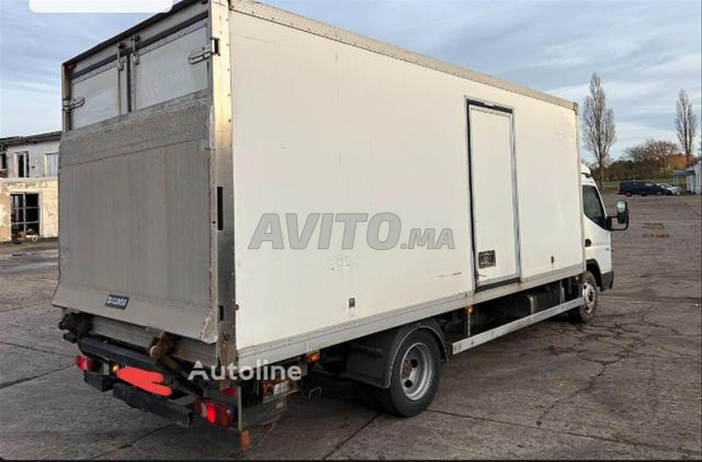 camion fourgon - 2