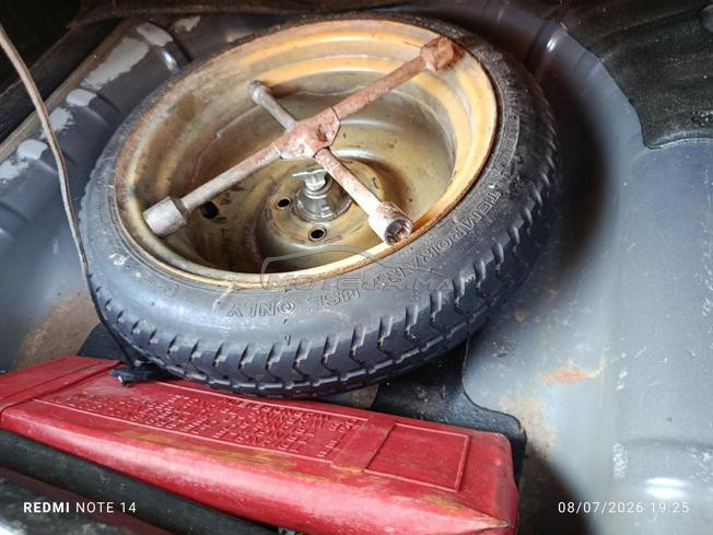 Honda Jazz très bon état. samsar non