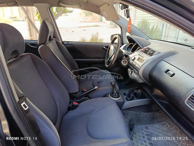 Honda Jazz très bon état. samsar non