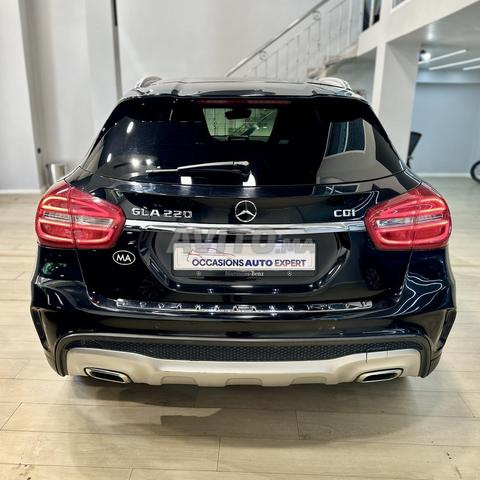 MERCEDES GLA URBAN AUTO 2015 TRÈS PROPRE À TANGER